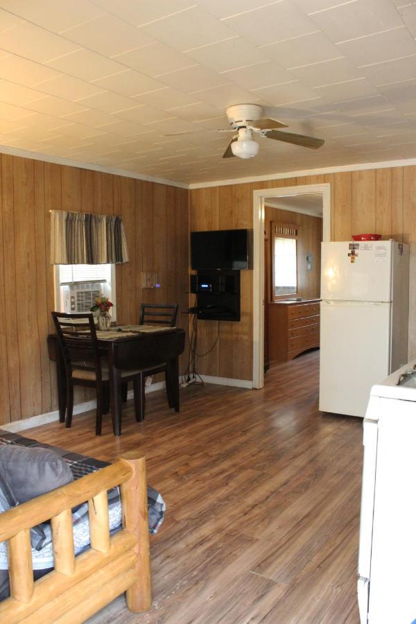 Isabel Berry Creek Cabins B&B 외부 사진