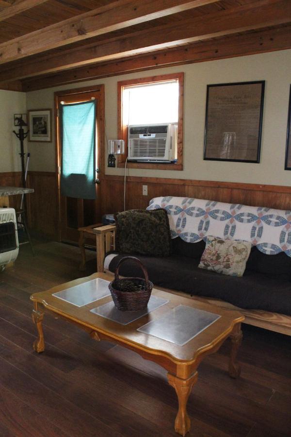 Isabel Berry Creek Cabins B&B 외부 사진