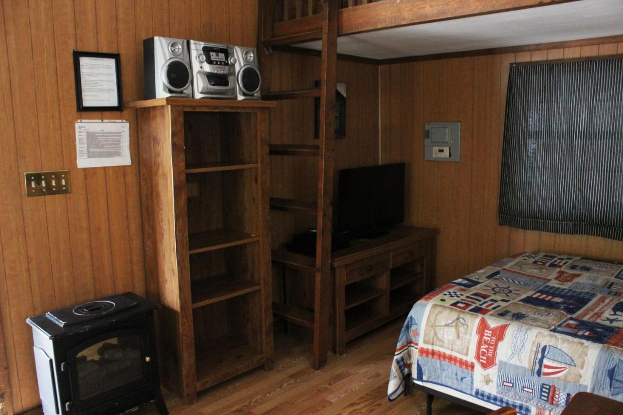 Isabel Berry Creek Cabins B&B 외부 사진