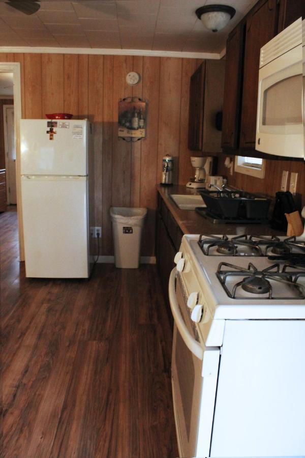 Isabel Berry Creek Cabins B&B 외부 사진
