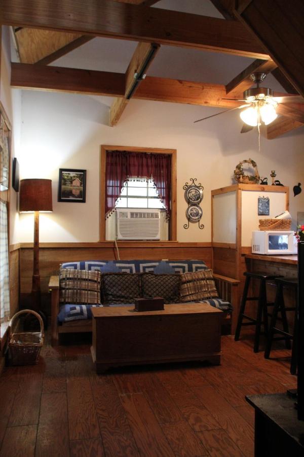 Isabel Berry Creek Cabins B&B 외부 사진